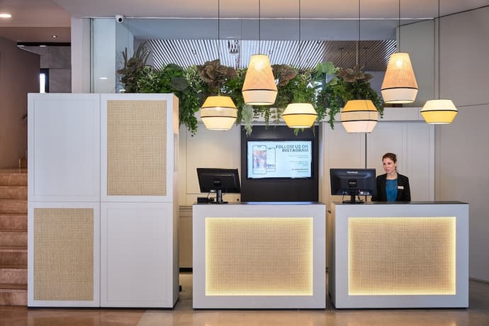 Catalonia Sabadell, Primary image