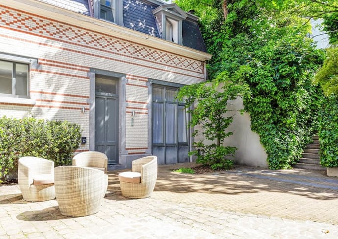 Hotel Du Congres, Primary image