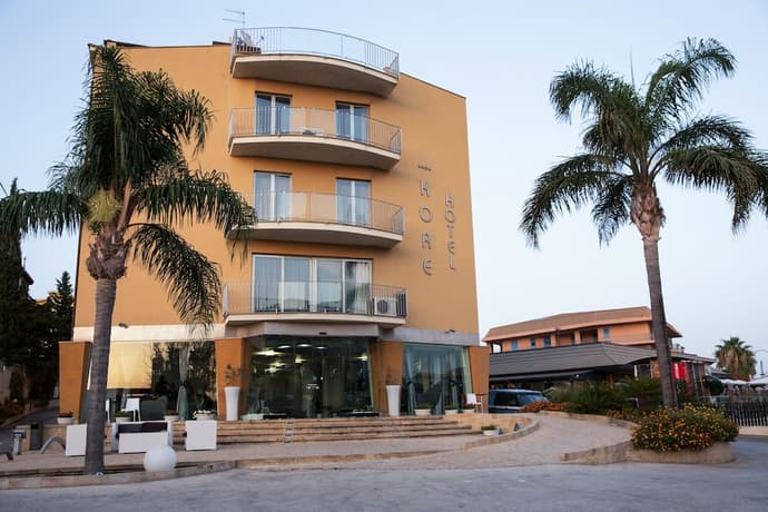Hotel Kore, Primary image