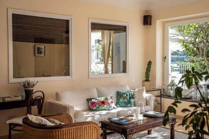 Hotel Senaria, Reception