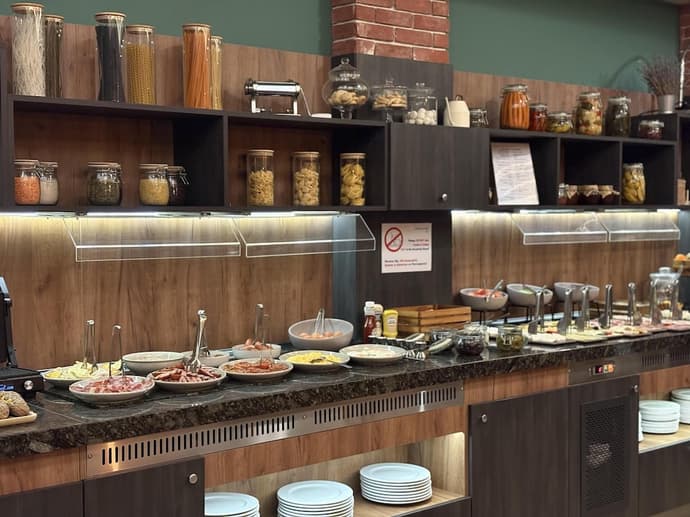 Golden Tulip Varna, Primary image