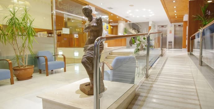 Duquesa Playa Aparthotel, Reception