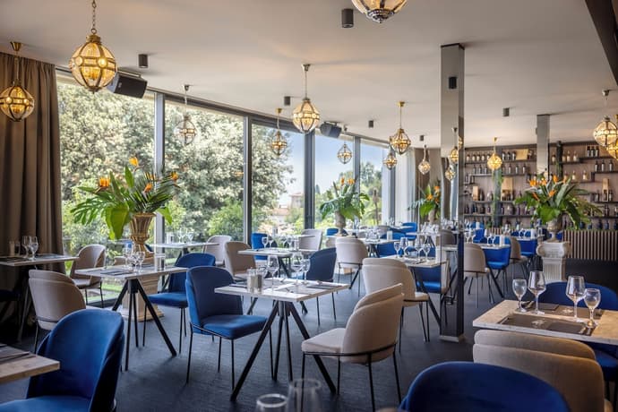 Grand Hotel Adriatic I, Primary image