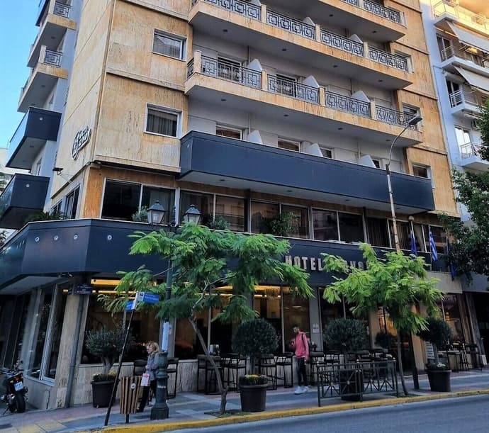 Savoy Hotel, Primary image