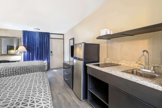 Suburban Studios International Drive, Primary image