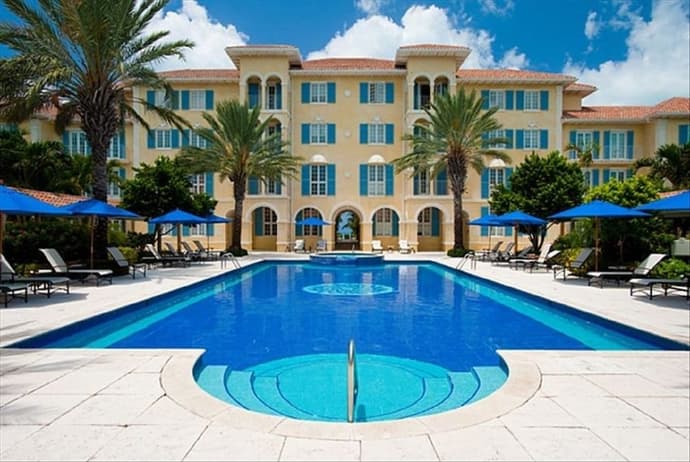 Villa Renaissance, Primary image