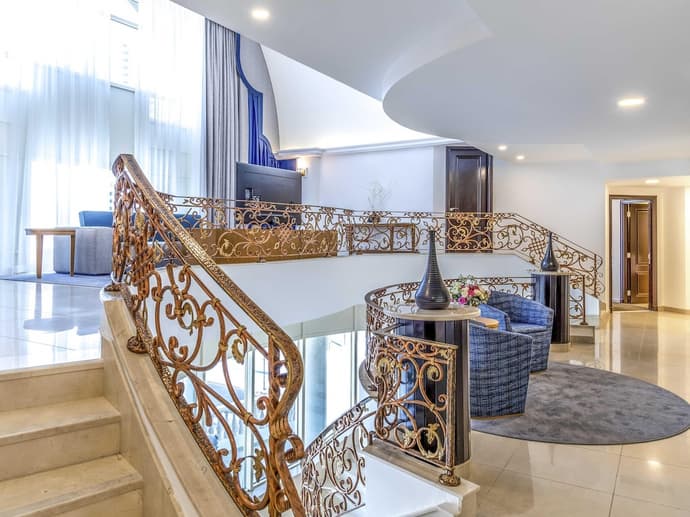 Swissôtel Al Murooj Dubai, Primary image