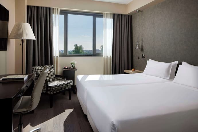 NH Alcorcón, Primary image