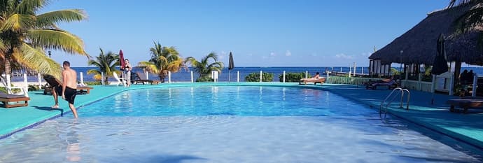 Royal Caribbean Resort, Primary image