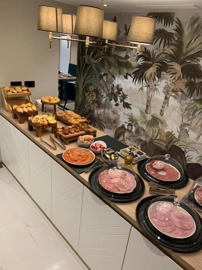 Oxford Hotel Earl's Court, Primary image