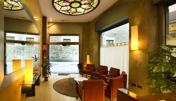 Alba Hotel, Primary image