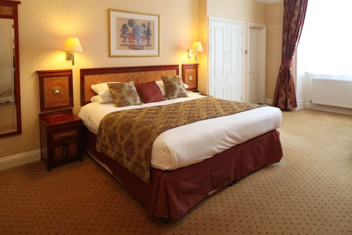 Grange Clarendon, Room