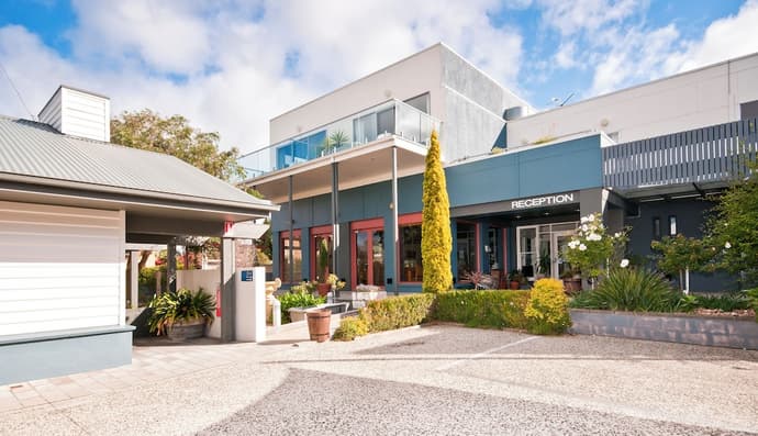 Captains At The Bay, Primary image