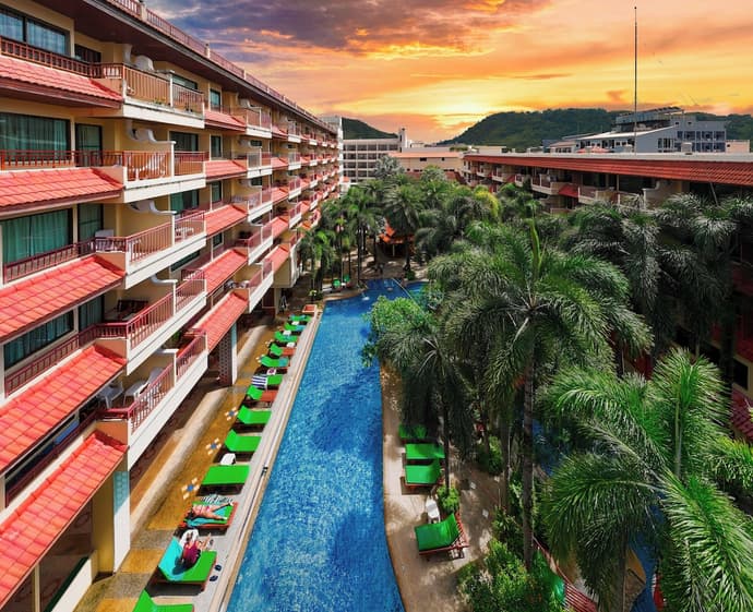 Baumanburi, Primary image