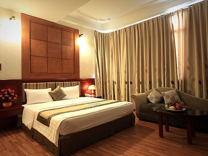 Moon View Hotel, Primary image