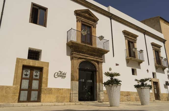 Hotel Carmine, Primary image