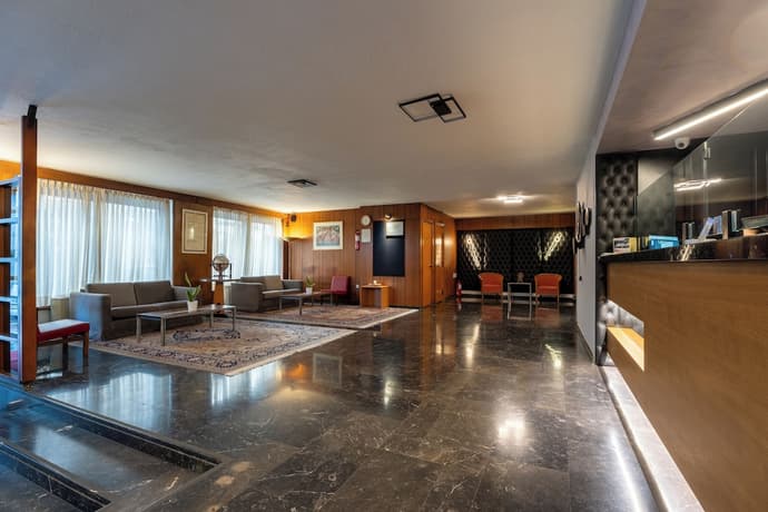 Queen Olga, Reception