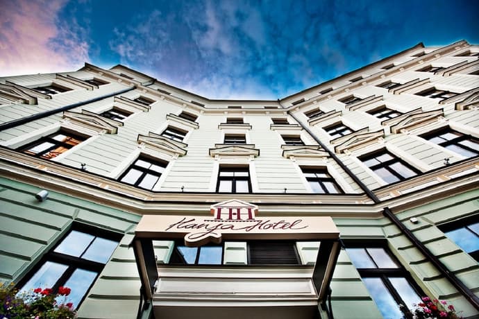 Hanza Hotel, Primary image