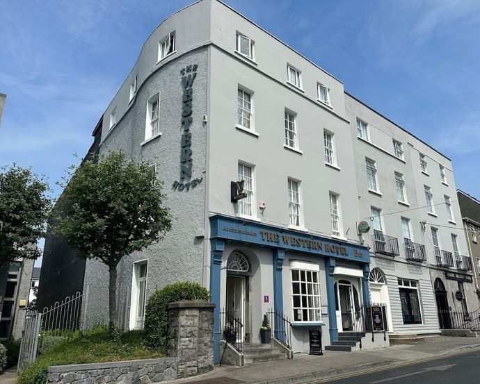 The Western Hotel, Primary image