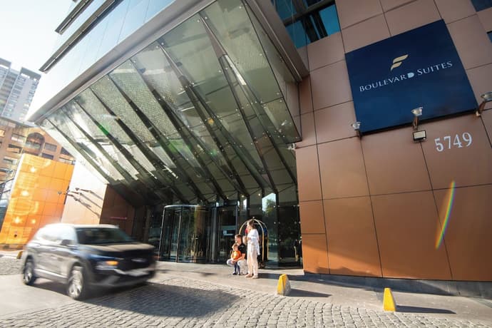 Boulevard Suites Hotel, Primary image