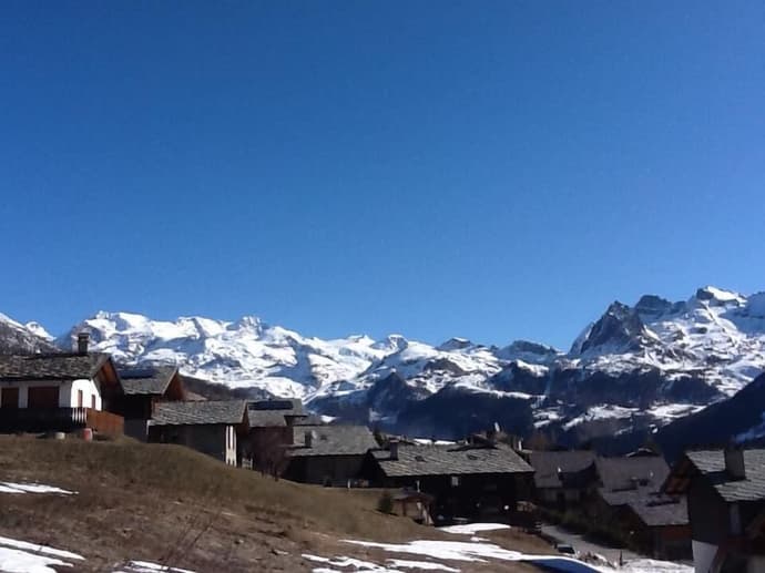 Hotel L'Espoir, Primary image