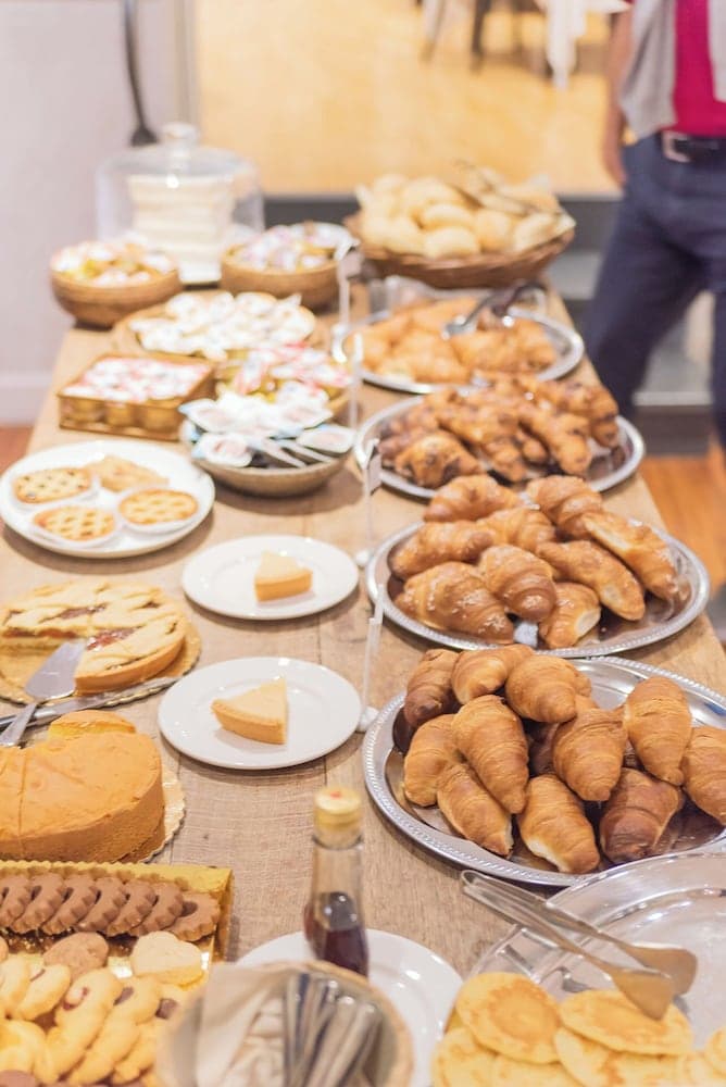 Century Hotel, Reception