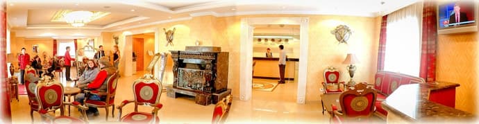 White House Hotel, Lobby sitting area