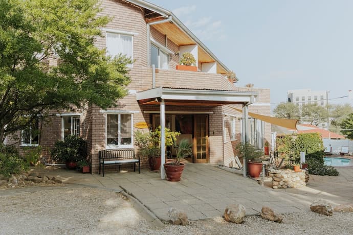 Hotel Uhland, Primary image