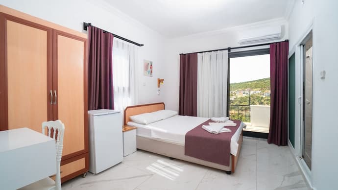 Hotel Sema, Primary image