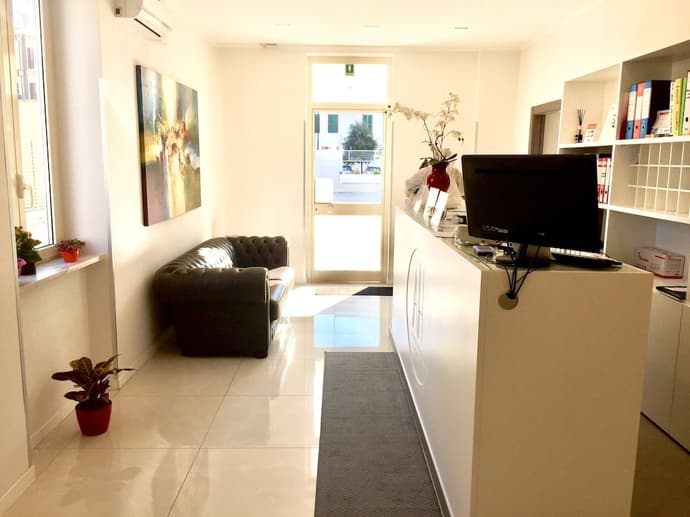 Hotel Academy, Lobby sitting area