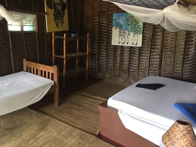 Promised Land Lodge, Room