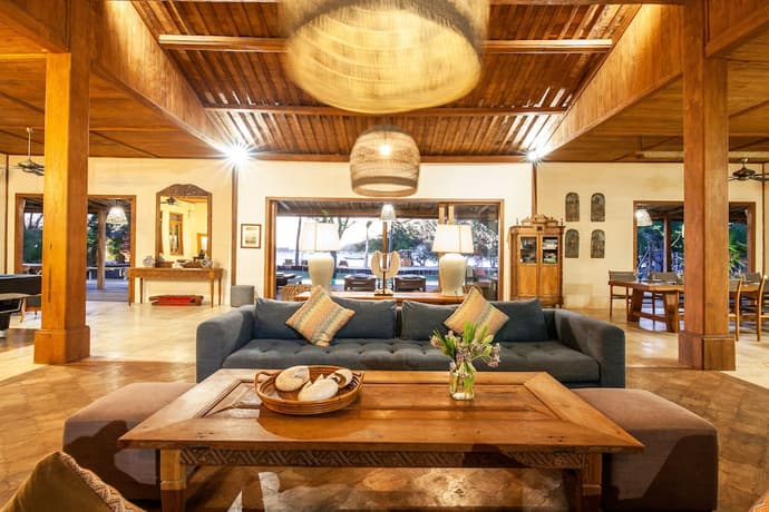 Villa Pulau Cinta, Lobby sitting area