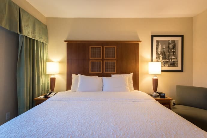 Soho 54, Primary image