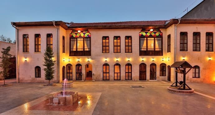 Ali Bey Konagi, Primary image