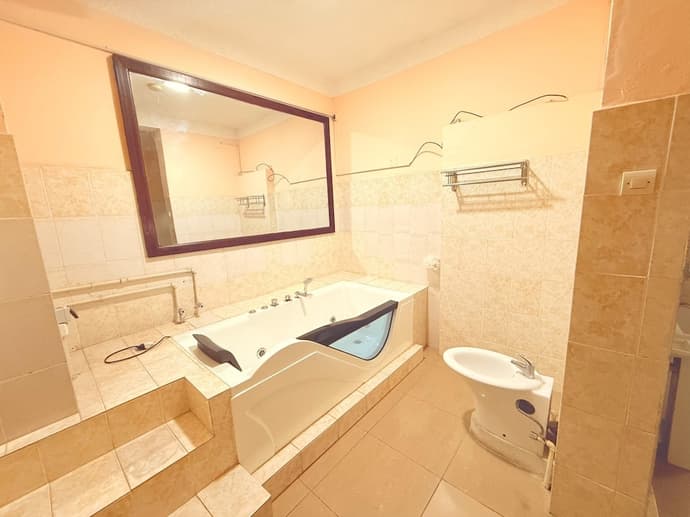 Gahahe Hills Hotel, Primary image