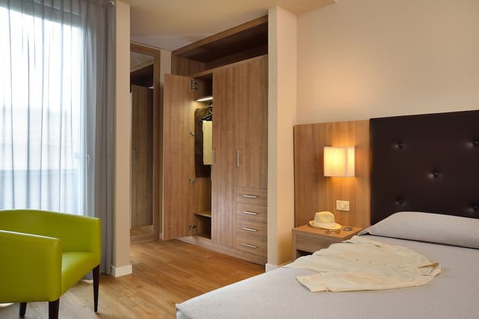 Hotel Rossini, Primary image