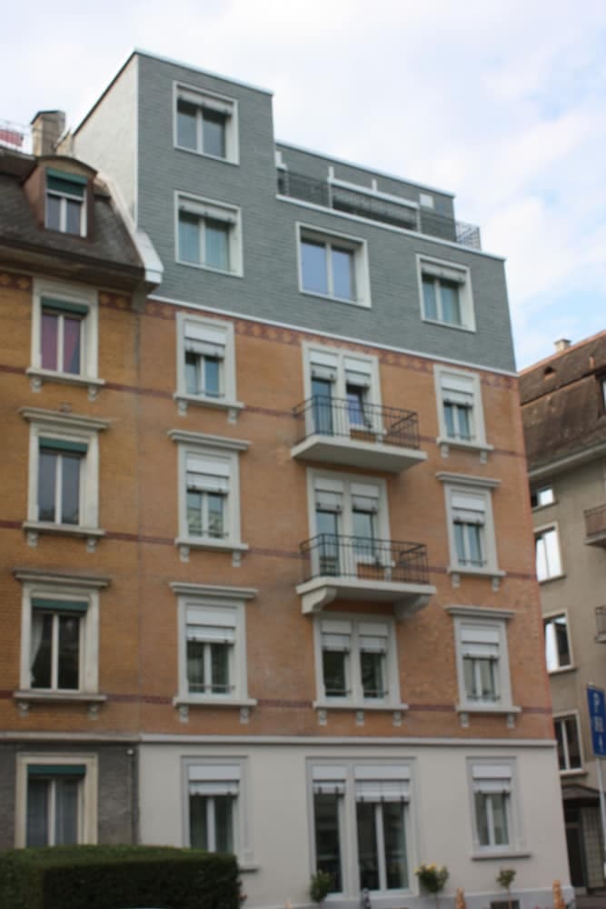 Swiss Star Oerlikon Lodge, Primary image