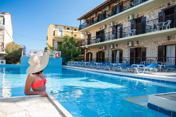 Elena Studios, Primary image