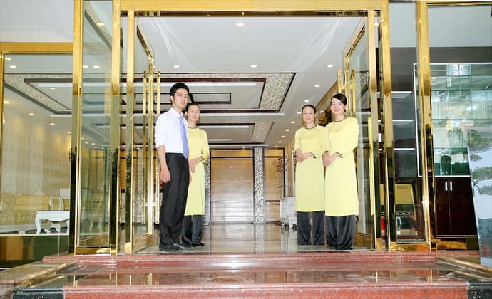 Ha Long Park Hotel, Interior entrance