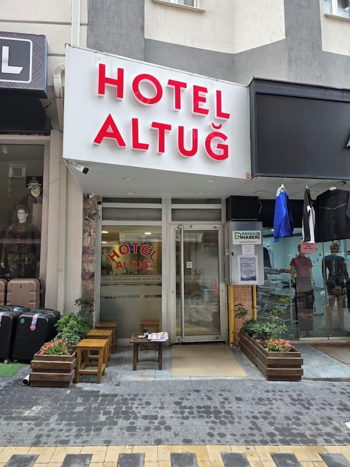 Hotel Altug, Primary image