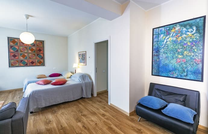 Rita's Garden, Primary image