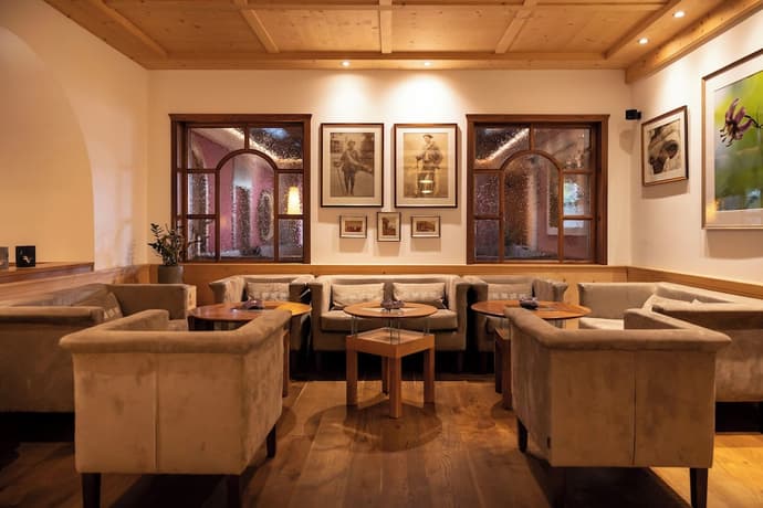 Artnatur Dolomites, Lobby sitting area