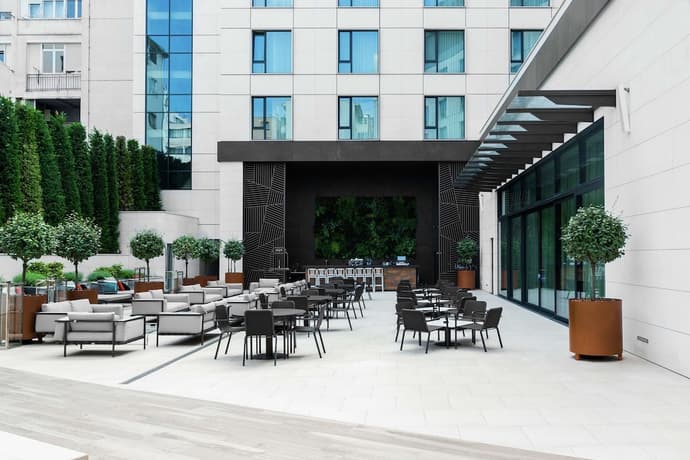 Hilton Belgrade, Primary image