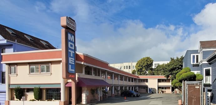 Townhouse Motel, Primary image