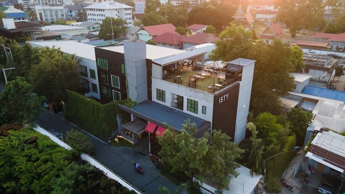 ISTY Hotel, Primary image