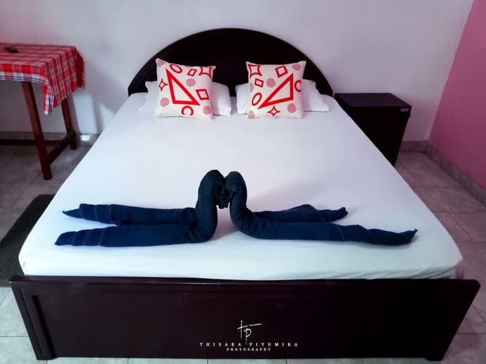 Takeshi inn, Primary image