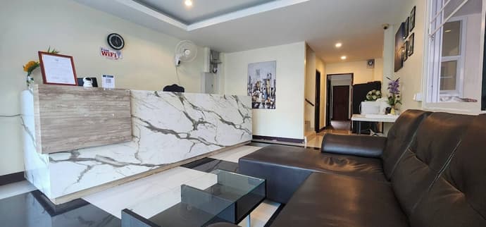 SAB Residence, Primary image