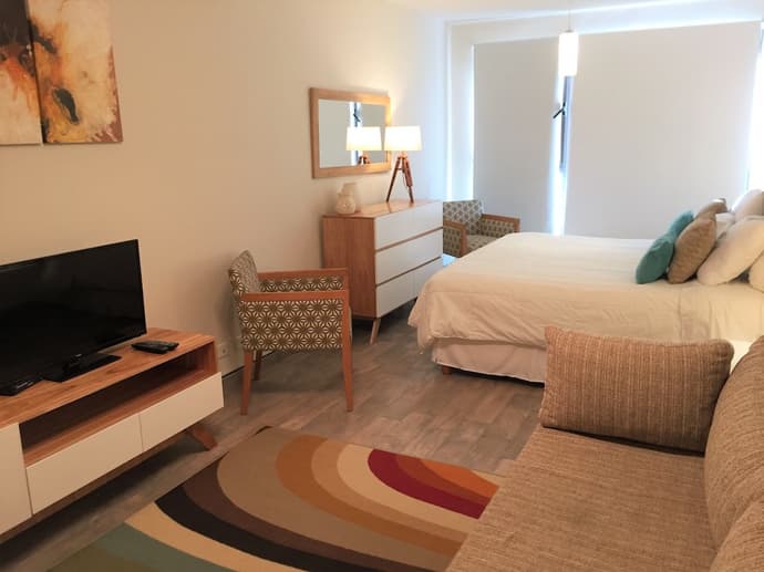 Urbana Suites & Studios 440, Primary image