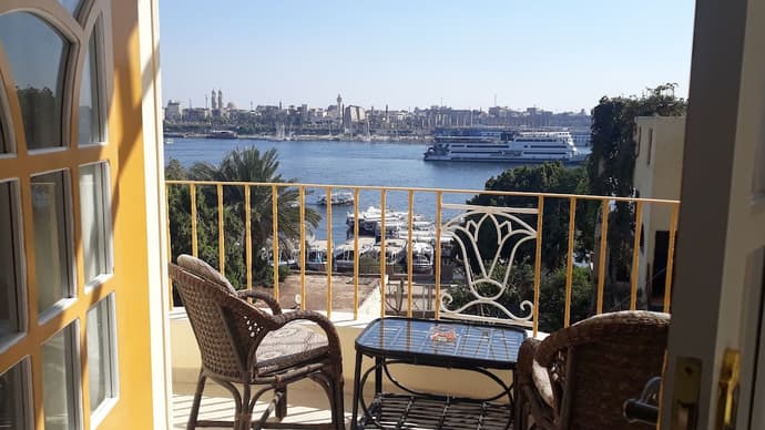 Spring Hotel Luxor, Primary image