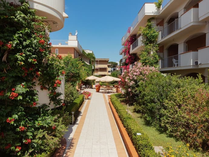 I Cinque Pini, Primary image